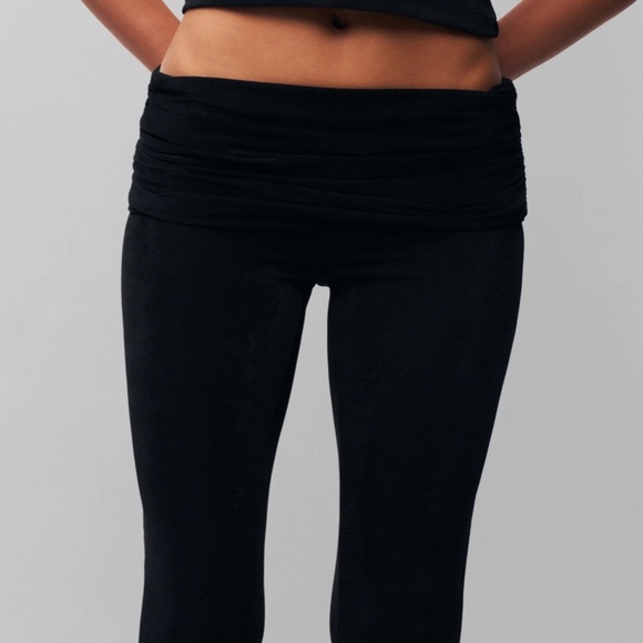 NWT Danielle Guizio Azia Pant fold over Y2K inspired flare pants size small - Picture 2 of 10